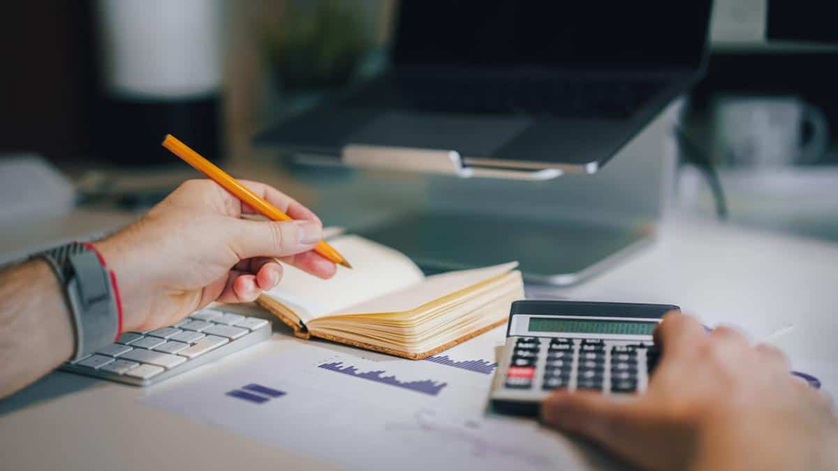 Designing Effective Financial Literacy Websites: A Comprehensive Guide