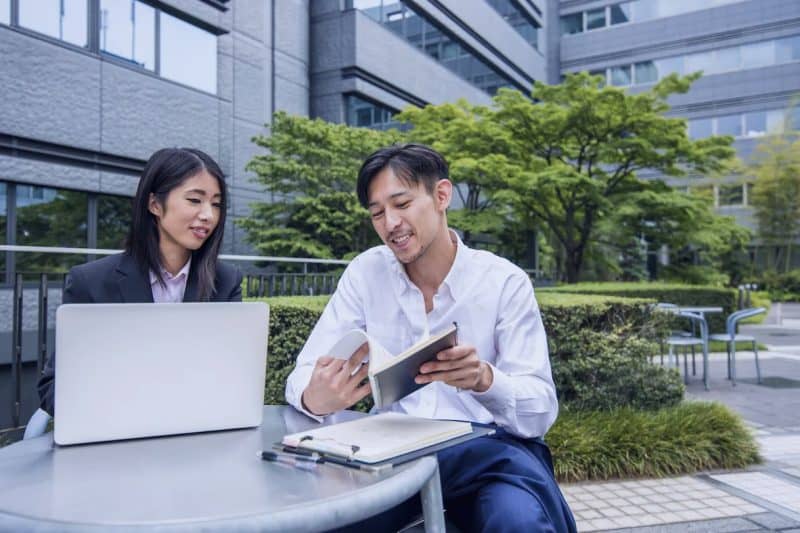 10 Questions to Ask a Financial Advisor